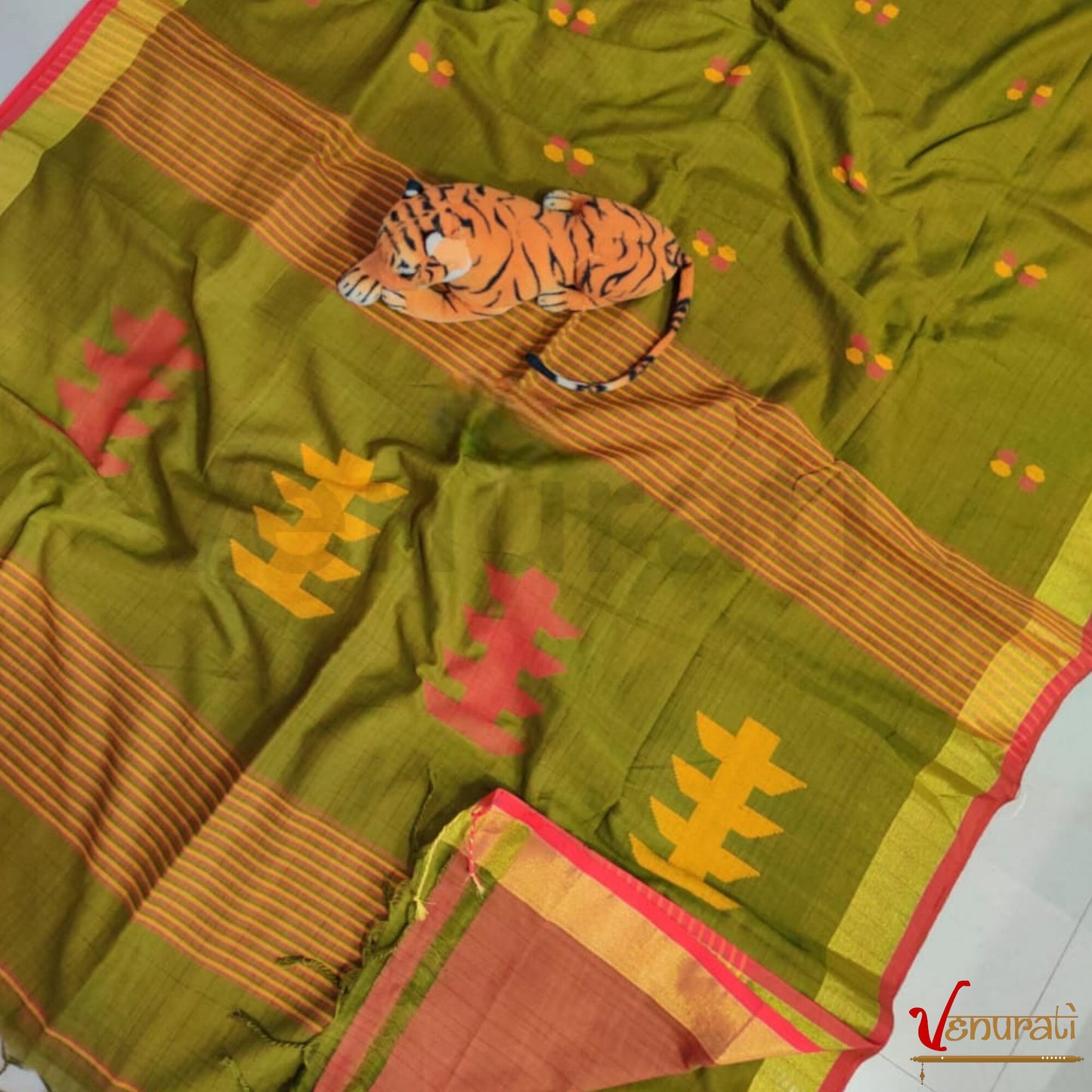 Khadi cotton handloom saree With Blouse Piece Soft Cotton Sarees Gift for Durga puja, Diwali, Anniversary