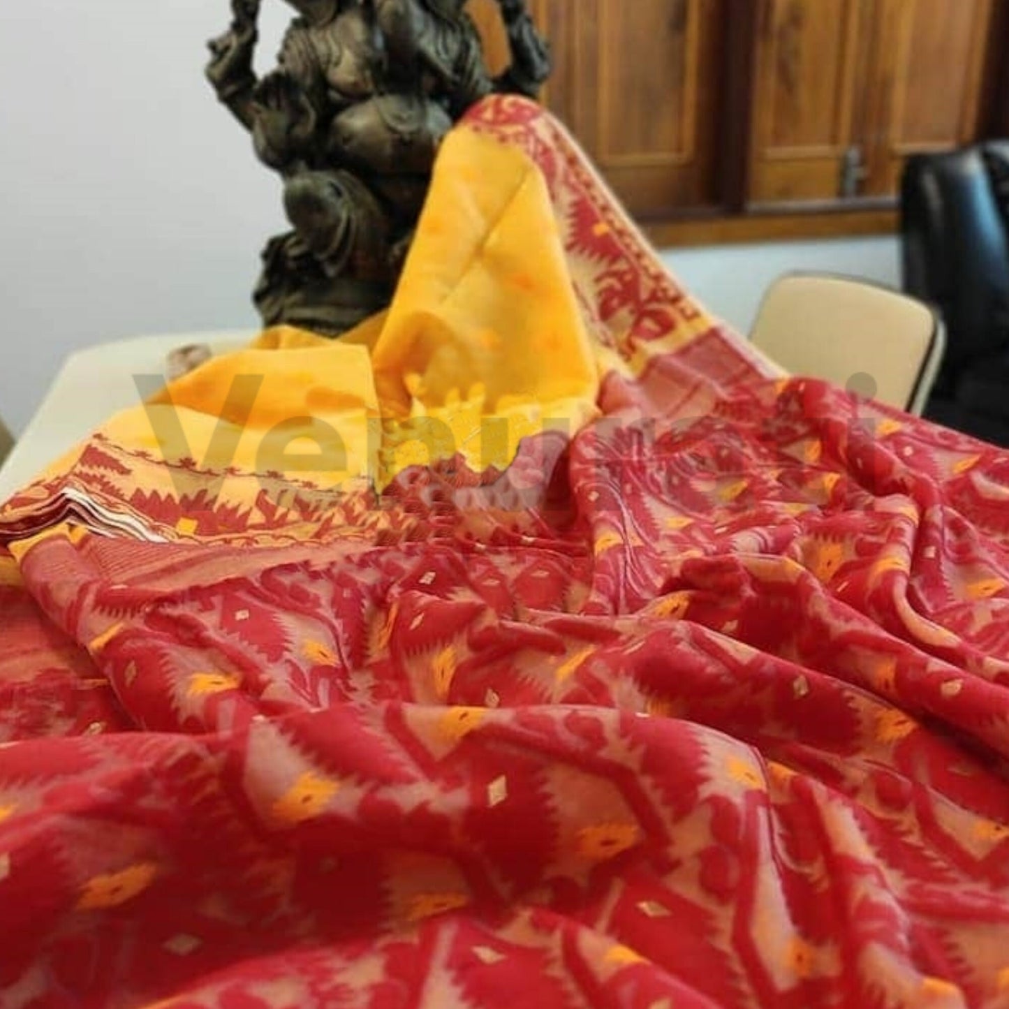 Handcrafted Designer Dhakai Jamdani Saree Rich Texture Jamdani Work, Soft Dhakai Jamdani Saree Authentic Dhakai from West Bengal