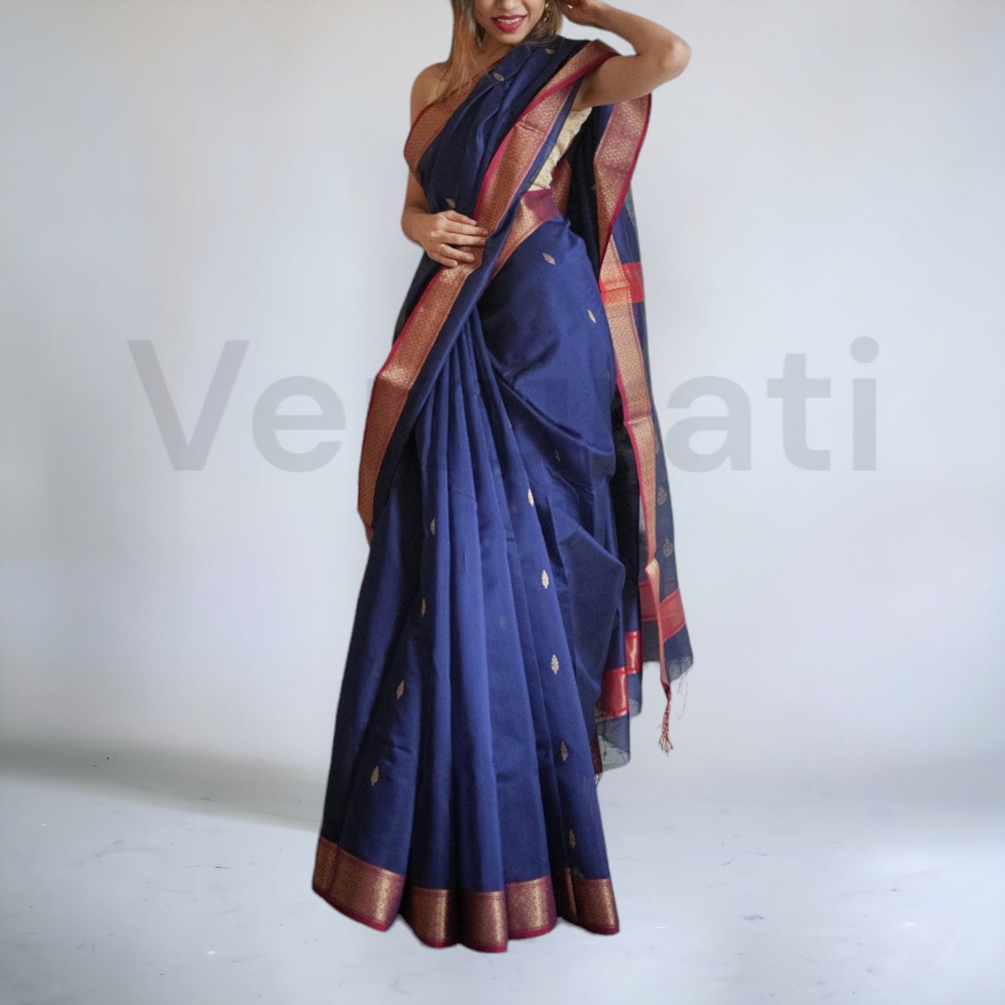 Handloom Gadowal Saree Jari Par And Jari Work With Blouse Piece Designer Bollywood Saree by VENURATI
