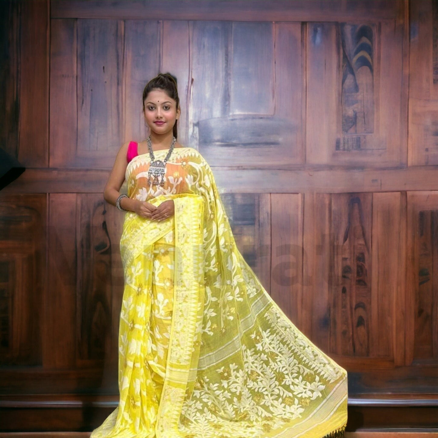 Authentic Dhakai Jamdani Saree Floral Work Jamdani Saree Soft and Comfortable Dhakai Saree Handloom Jamdani Sari from Bengal