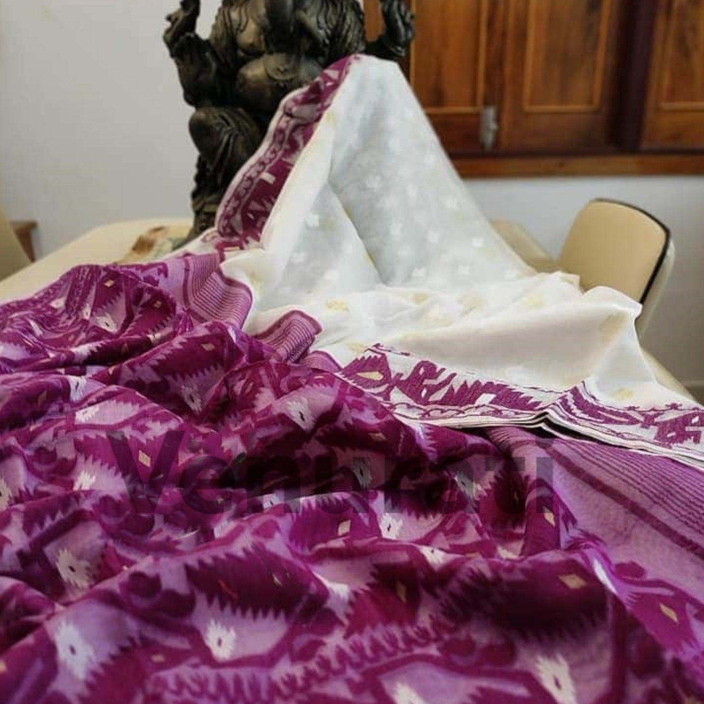 Handcrafted Designer Dhakai Jamdani Saree Rich Texture Jamdani Work, Soft Dhakai Jamdani Saree Authentic Dhakai from West Bengal