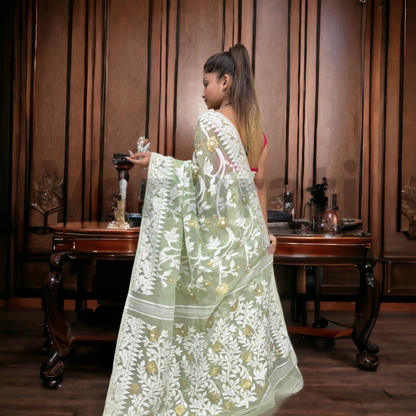 Authentic Dhakai Jamdani Saree Floral Work Jamdani Saree Soft and Comfortable Dhakai Saree Handloom Jamdani Sari from Bengal